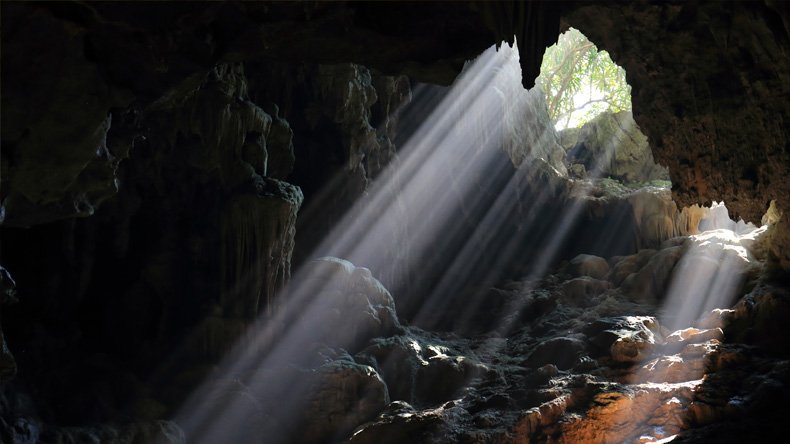 Tam Cung Cave: A Guide To The "Three-palace" Cave