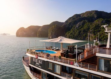 Heritage Cruises Binh Chuan