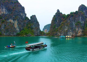 Is one day enough to explore Halong Bay?