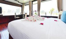 Sapphire Cruise
