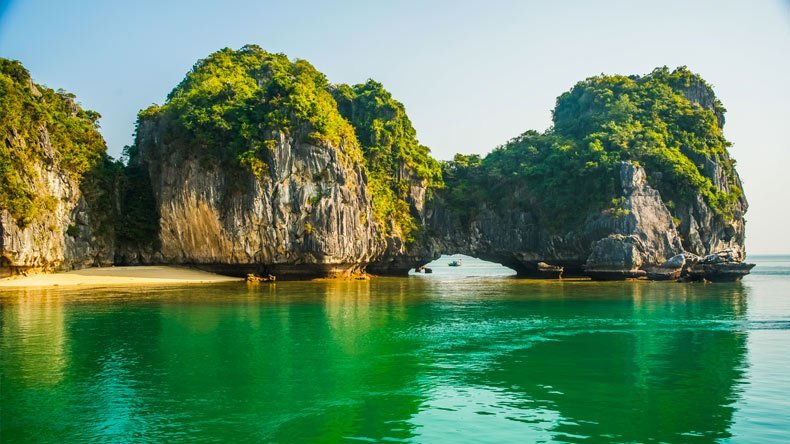 Ba Trai Dao Islet: A Guide to The "Three Peaches" Islet
