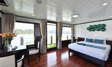 Sapphire Cruise