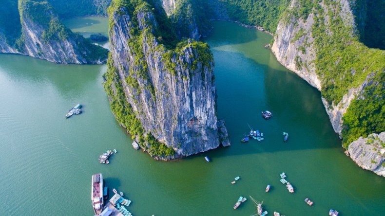 The 10 Best Halong Bay Tour Packages