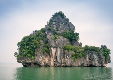 Thien Nga Islet - A Guide to The Graceful "Swan" Islet
