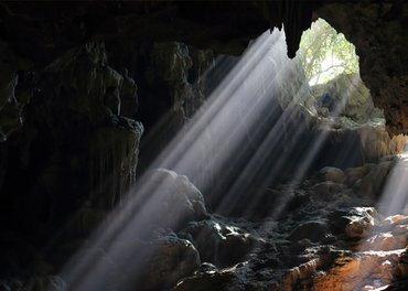 Tam Cung Cave: A Guide To The "Three-palace" Cave