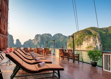 The Absolutely Foolproof Halong Bay Cruise Guide