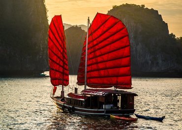 Halong Bay Weather in May