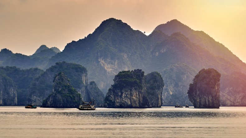 Halong Bay Weather in October