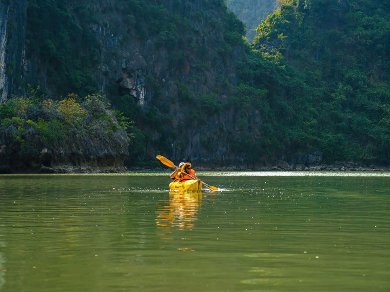 Kayaking in Halong bay