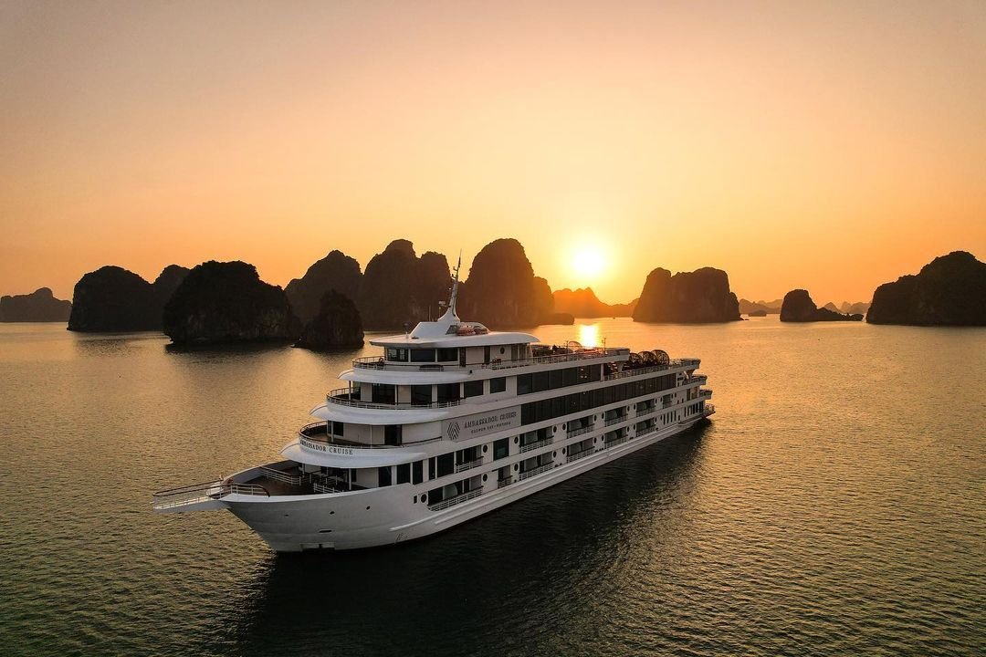 halong bay vietnam overnight cruise
